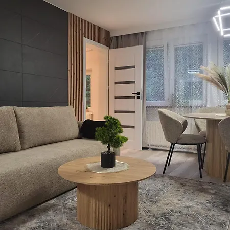 Aleklimat - Wsrod Zieleni - Obok Wyjscia Na Szlak Apartment
